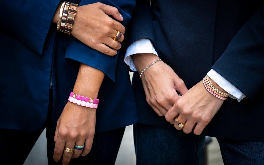 Bijoux en métal émaillé : l’art de la création chez Simone à Bordeaux